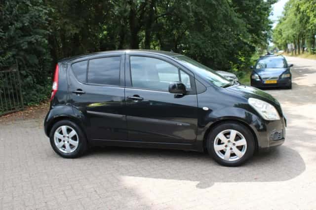 Suzuki Splash (2009) thumbnail 5