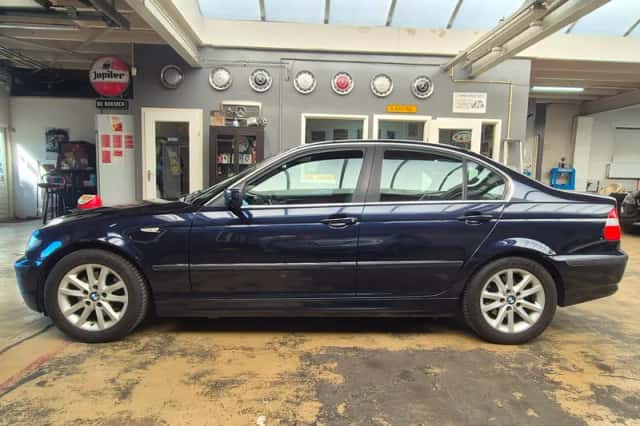 BMW 3-Serie (2004) thumbnail 2
