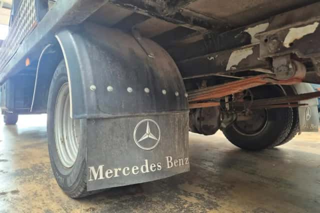 Mercedes-Benz 409D (1986) thumbnail 4