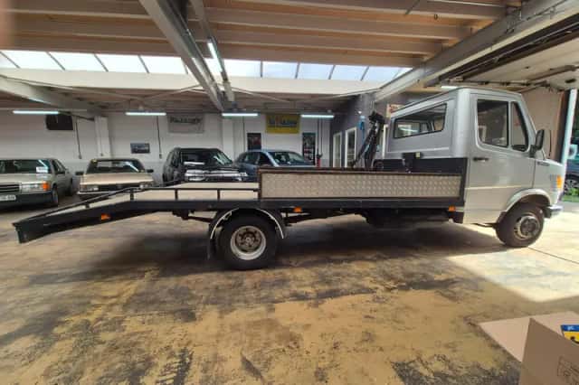 Mercedes-Benz 409D (1986) thumbnail 6
