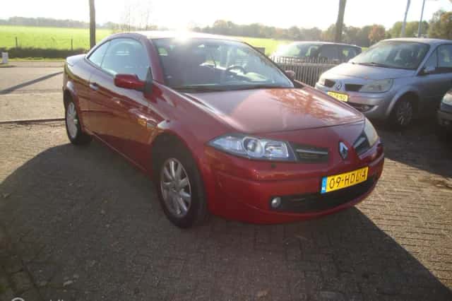 Renault Mégane (2008) thumbnail 5