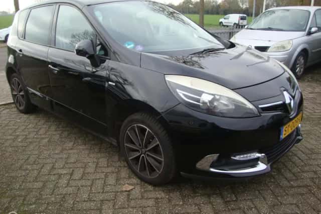 Renault Scénic (2013) thumbnail 4