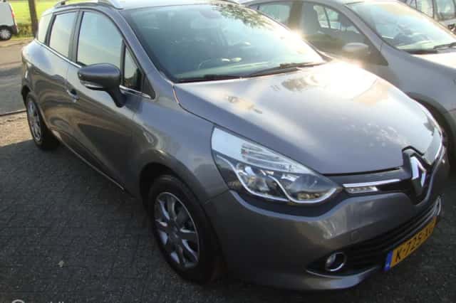 Renault Clio (2016) thumbnail 3