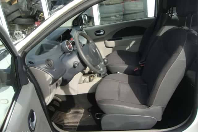 Renault Twingo (2008) thumbnail 6