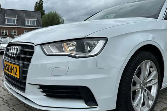 Audi A3 (2013) thumbnail 5