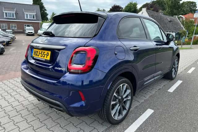 Fiat 500X (2023) thumbnail 3