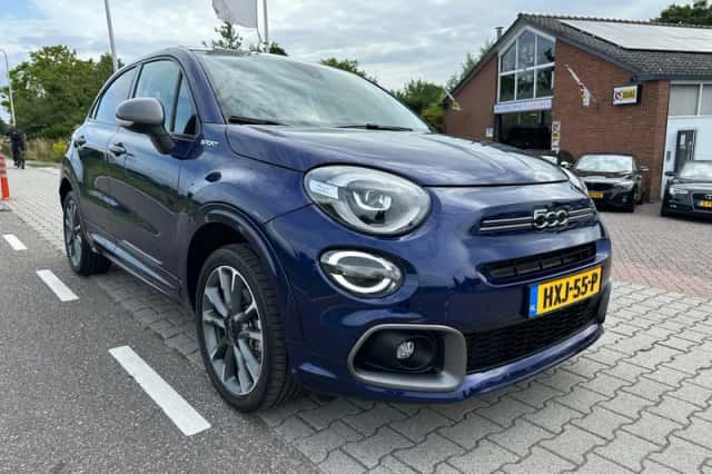 Fiat 500X (2023) thumbnail 4
