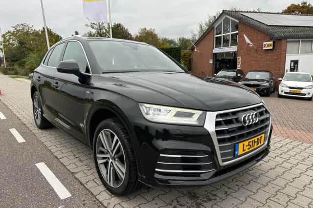 Audi Q5 (2017) thumbnail 4