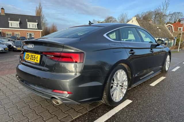 Audi A5 (2019) thumbnail 3