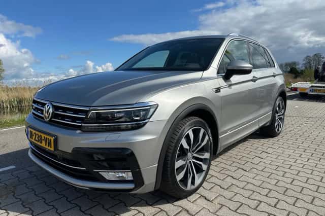 Volkswagen Tiguan (2017) thumbnail 1