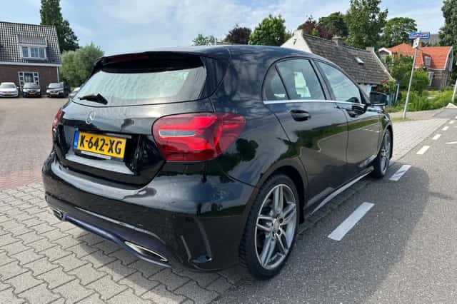 Mercedes-Benz A-Klasse (2016) thumbnail 3