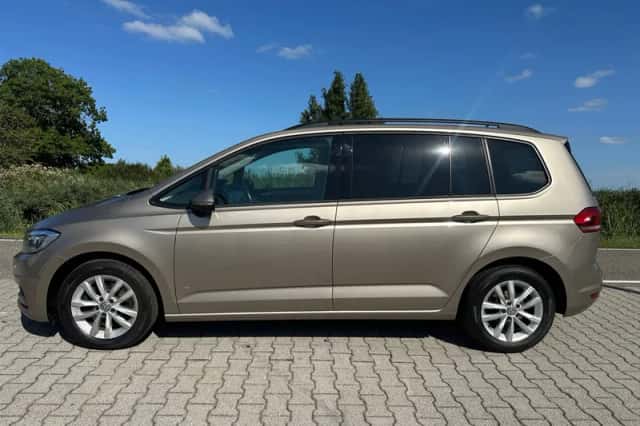 Volkswagen Touran (2018) thumbnail 6