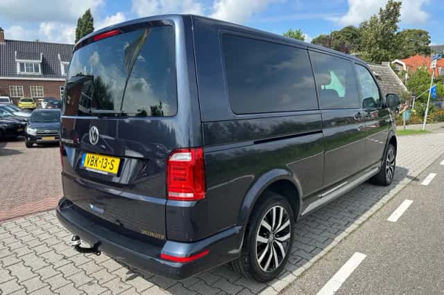 Volkswagen Transporter (2019) thumbnail 3