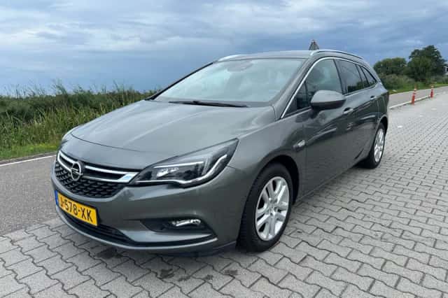 Opel Astra (2019) thumbnail 1