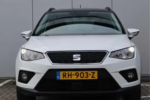 SEAT Arona (2017) thumbnail 6