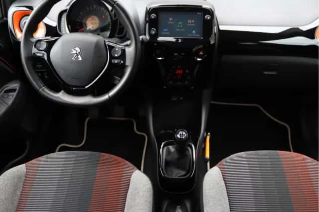 Peugeot 108 (2018) thumbnail 2