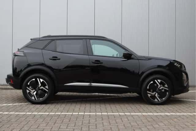 Peugeot 2008 (2023) thumbnail 6