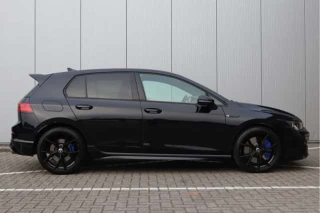 Volkswagen Golf (2021) thumbnail 6