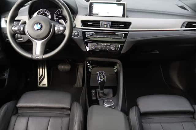 BMW X2 (2019) thumbnail 3