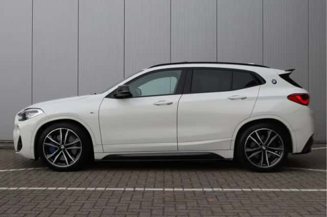 BMW X2 (2019) thumbnail 5