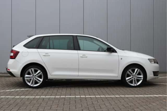 Škoda Rapid (2013) thumbnail 6