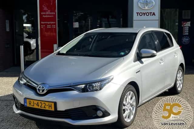 Toyota Auris (2017) thumbnail 1