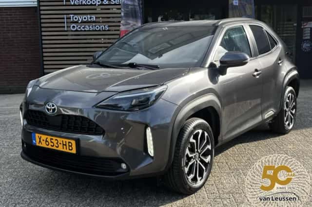Toyota Yaris Cross (2024) thumbnail 1