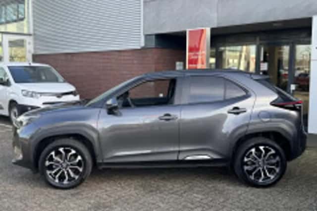 Toyota Yaris Cross (2025) thumbnail 5