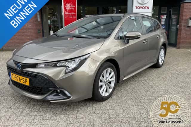 Toyota Corolla (2023) thumbnail 1