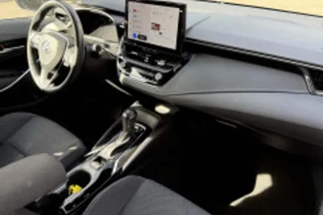 Toyota Corolla (2023) thumbnail 4