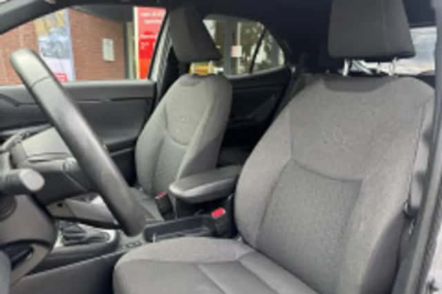 Toyota Yaris Cross (2024) thumbnail 6