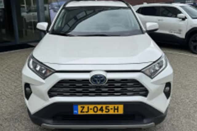 Toyota RAV4 (2019) thumbnail 4