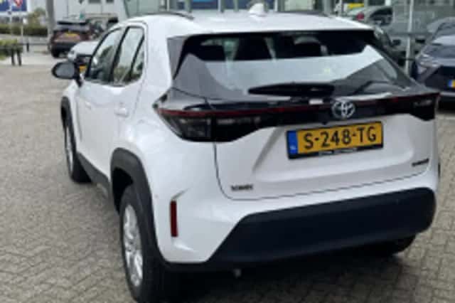 Toyota Yaris Cross (2023) thumbnail 5