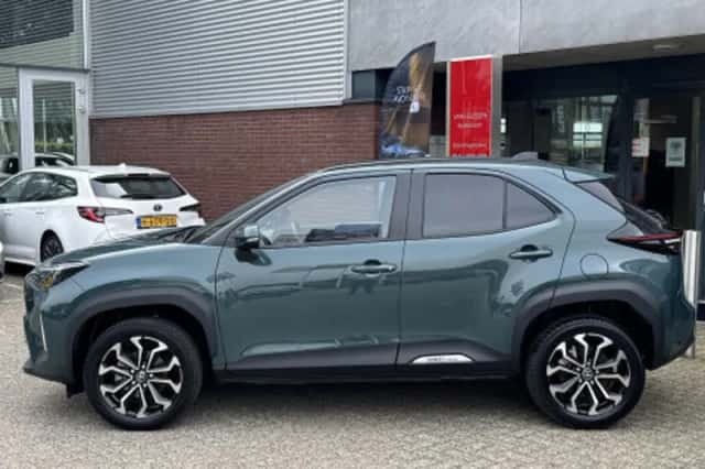 Toyota Yaris Cross (2025) thumbnail 2