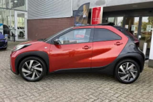 Toyota Aygo X (2022) thumbnail 5