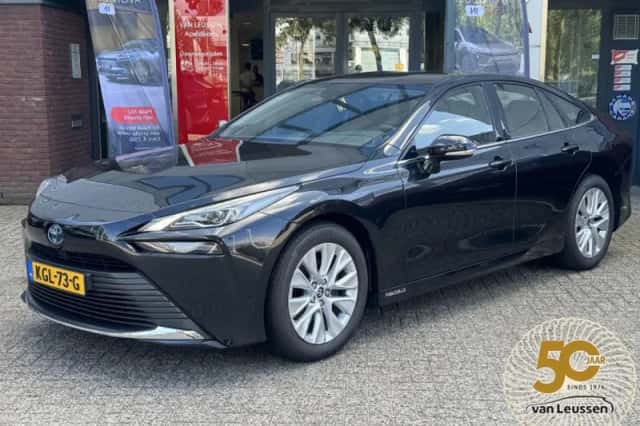Toyota Mirai (2022) thumbnail 1