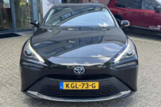 Toyota Mirai (2022) thumbnail 6