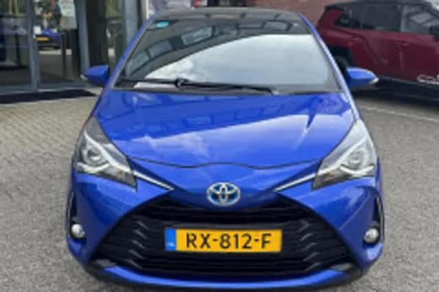 Toyota Yaris (2018) thumbnail 4