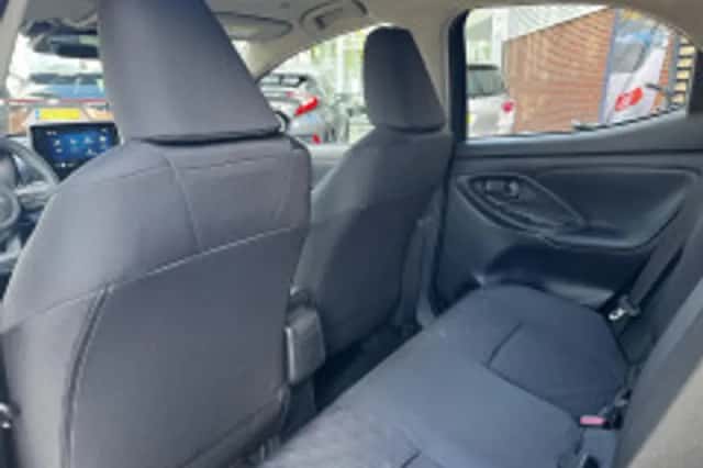 Toyota Yaris (2026) thumbnail 6