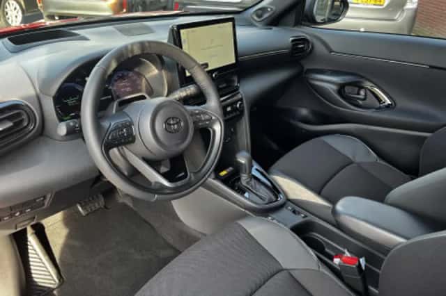 Toyota Yaris Cross (2026) thumbnail 2