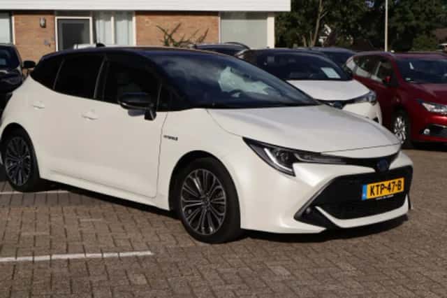 Toyota Corolla (2020) thumbnail 2