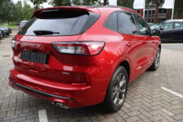 Ford Kuga (2024) thumbnail 4
