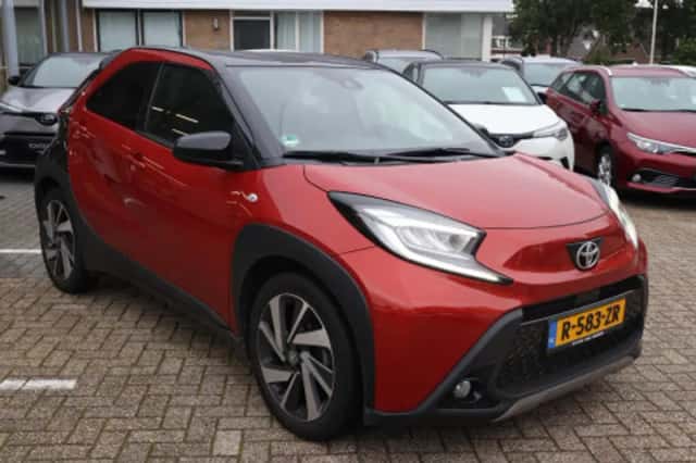 Toyota Aygo X (2023) thumbnail 2