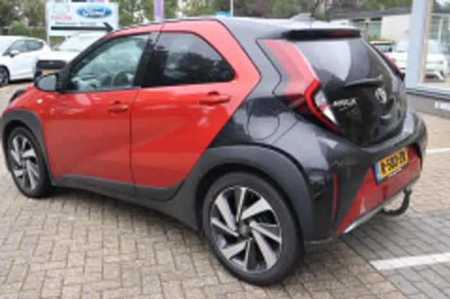 Toyota Aygo X (2023) thumbnail 3