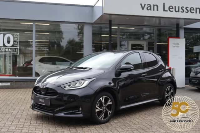 Toyota Yaris (2025) thumbnail 1