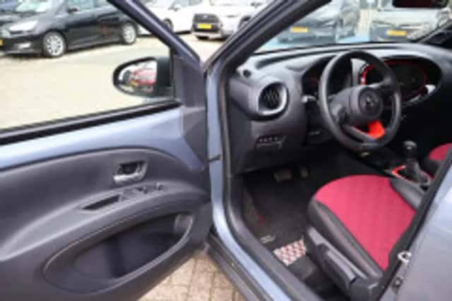 Toyota Aygo X (2023) thumbnail 5