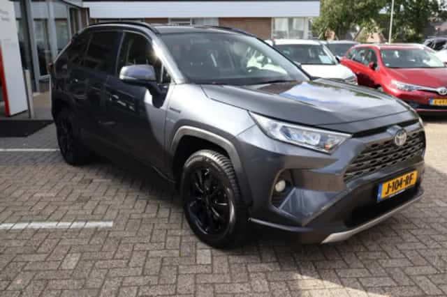 Toyota RAV4 (2020) thumbnail 2