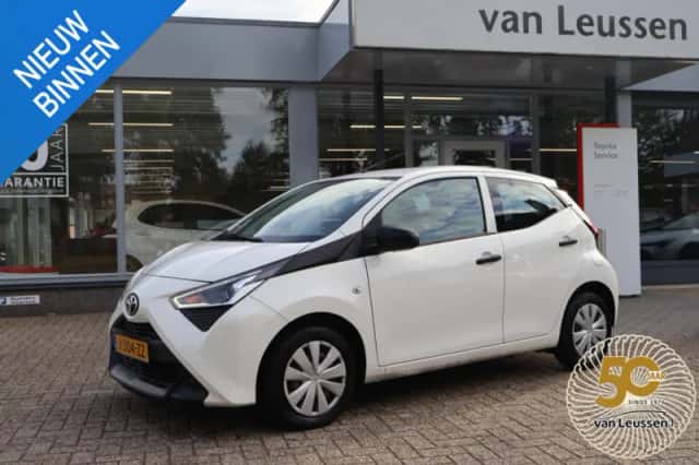 Toyota Aygo (2020) thumbnail 1