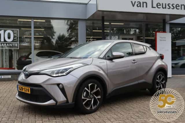 Toyota C-HR (2021) thumbnail 1