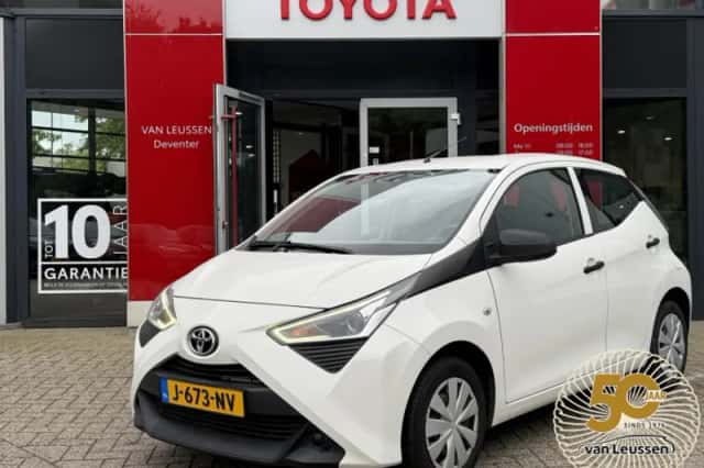 Toyota Aygo (2020) thumbnail 1